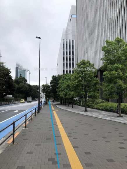 日本オリンピックミュージアム前歩道