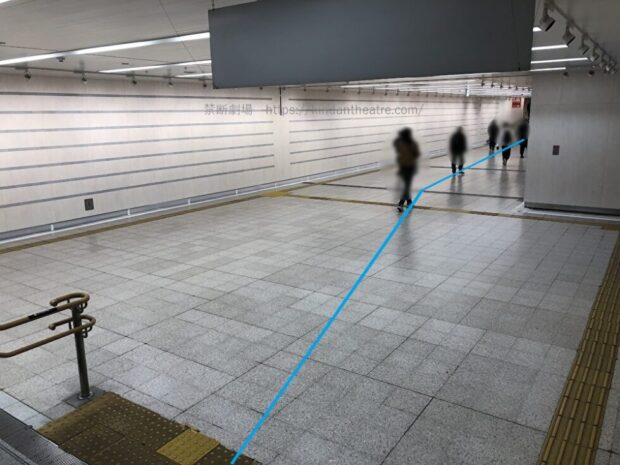 JR大阪駅桜橋口付近　地下通路